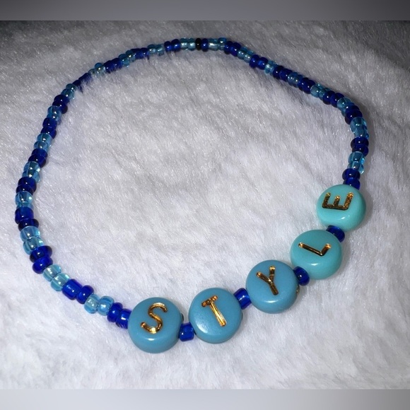 Taylor Swift Eras Tour Friendship Bracelet - Picture 4 of 4